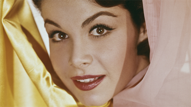 A Dream Is a Wish Your Heart Makes: The Annette Funicello Story c. film egy jelenete